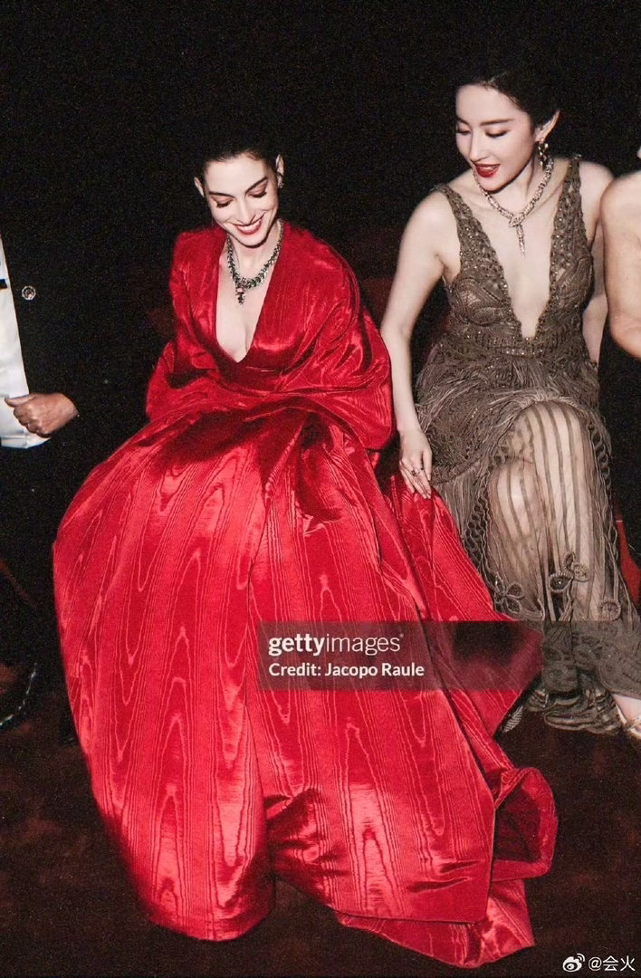 刘亦菲安妮海瑟薇神图神图就这样产生…. 