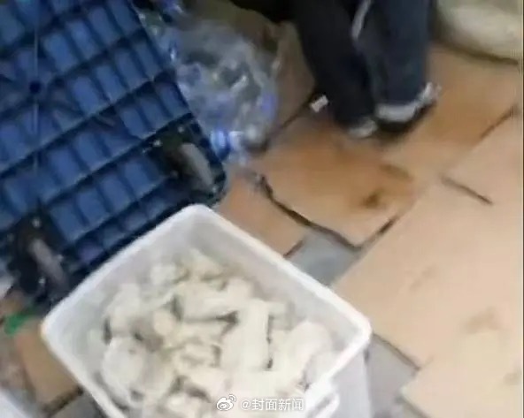 【#擀面皮事件胖东来凭啥口碑没崩#：真诚是最好的营销】#有人领胖东来补偿倒贴30