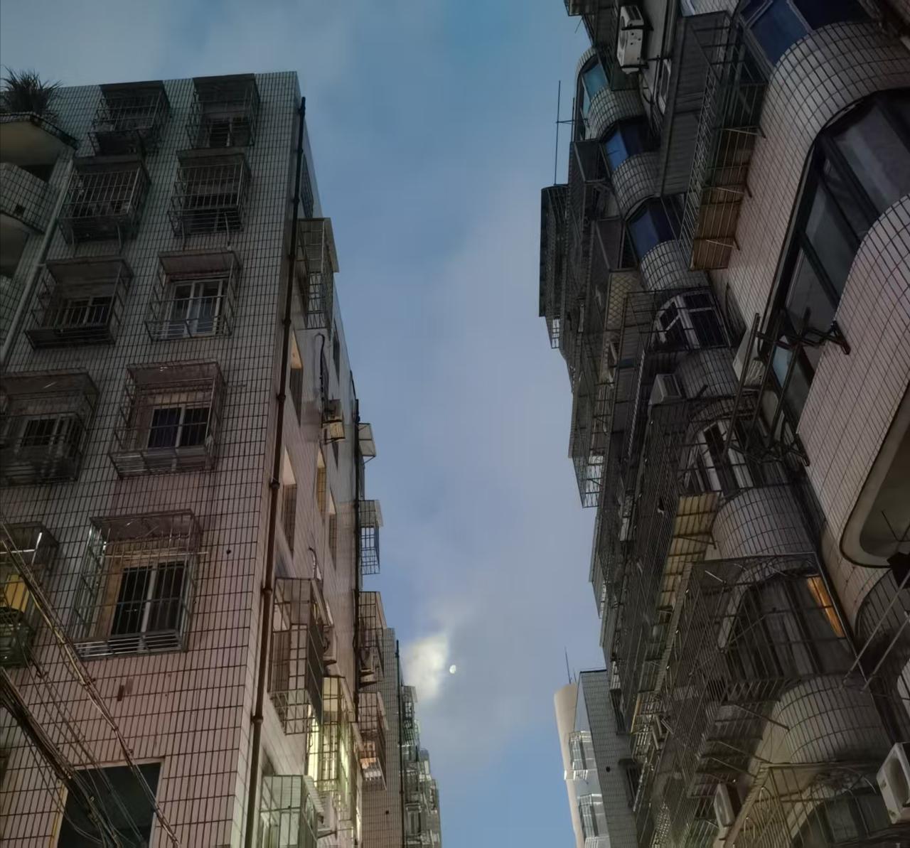 你妈妈在磋磨你，你知道吗？老公说。

这话从老公嘴里出来的那一刻，我心里如有蚂蚁
