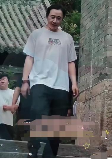 我天，罗晋怎么胖成这个样子，感觉老了一大截。头发都秃了。和以前那个风度翩翩儒雅的