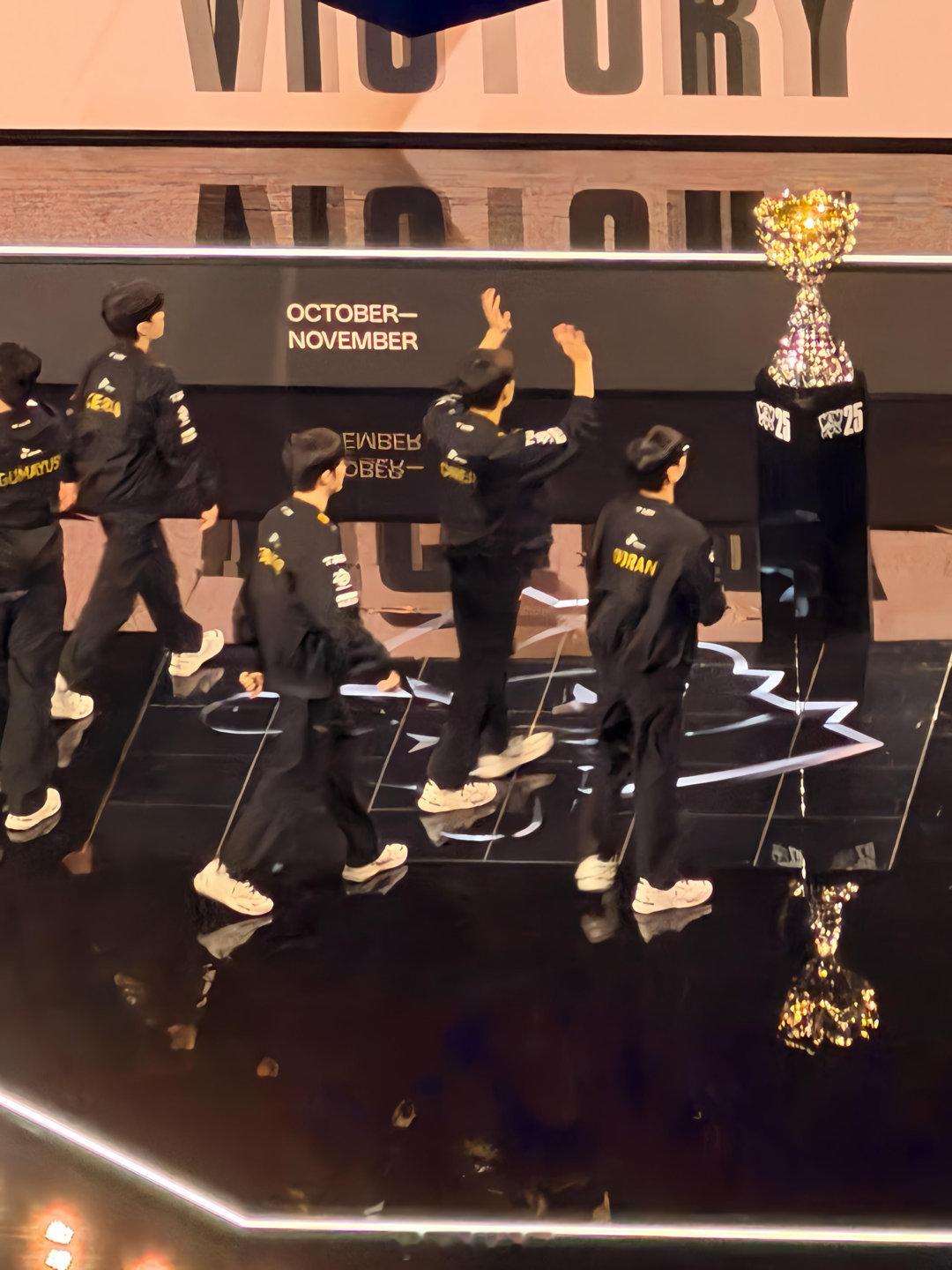 T1[超话] 🍀🍀🍀🍀🍀 ​​​