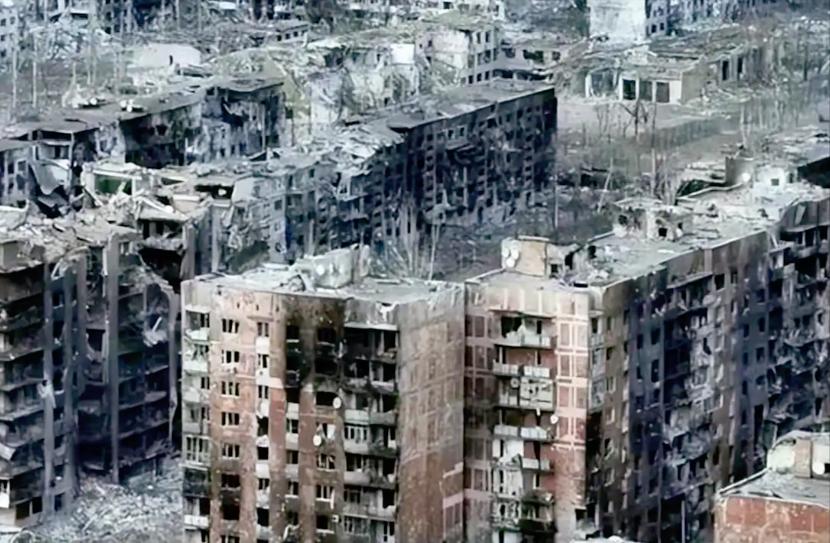 乌克兰战后重建要抢疯了，俄乌冲突还没完全停火，关于战后重建的“争夺战”已经打得火