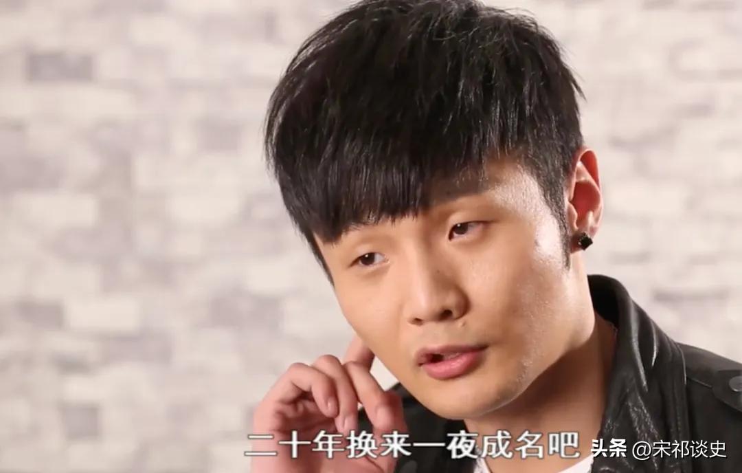 反转！李荣浩维权翻车，怒斥单依纯侵权，自己却被扒抄袭实锤！
李荣浩连发3条微博，