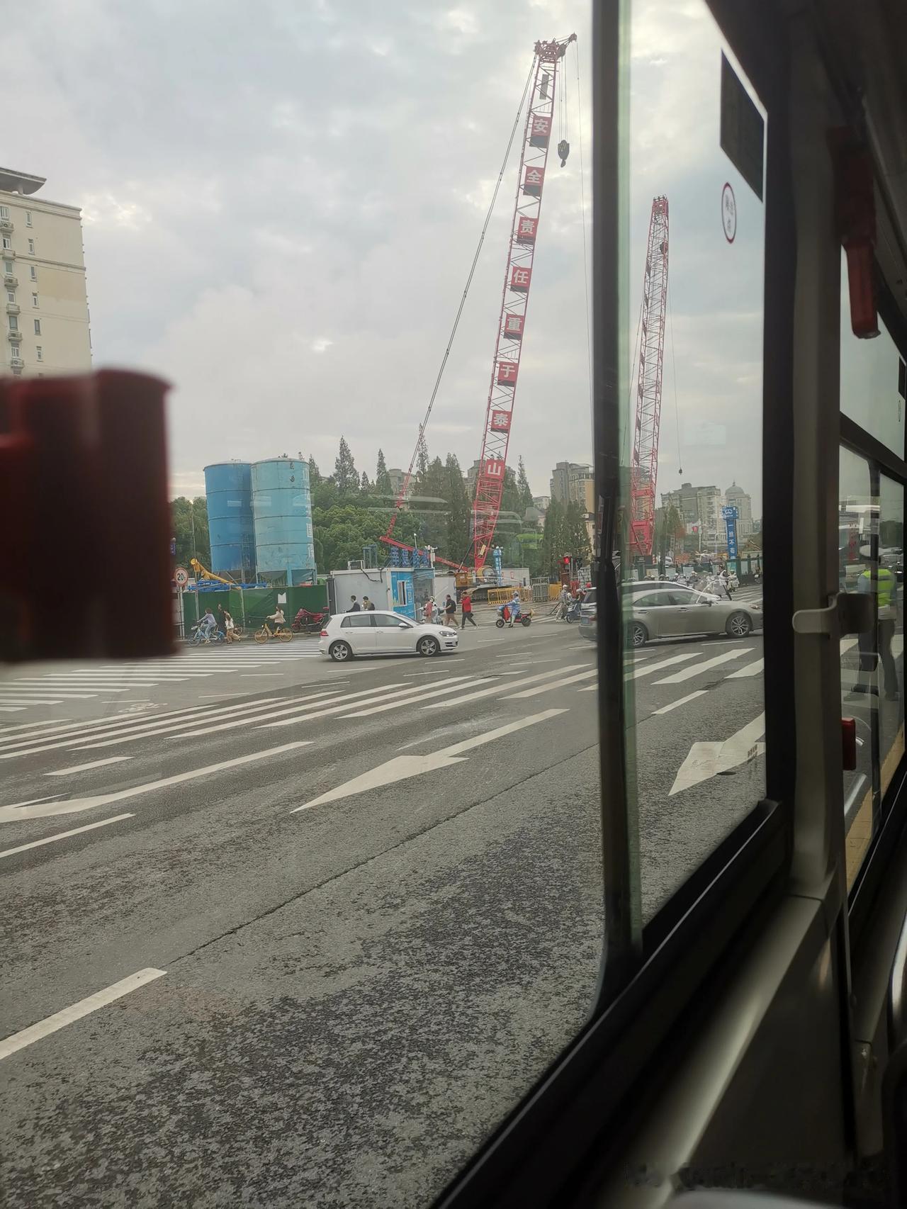 嘉闵线，穿过莘庄建设，
未来莘庄房价超过10万