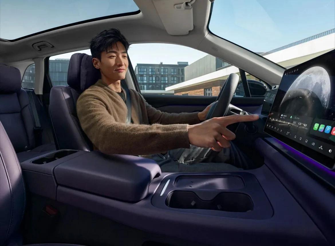 零跑又不讲“武德”，新车上市不到半年竟然给推送OTA了！

最近，零跑正式向用户