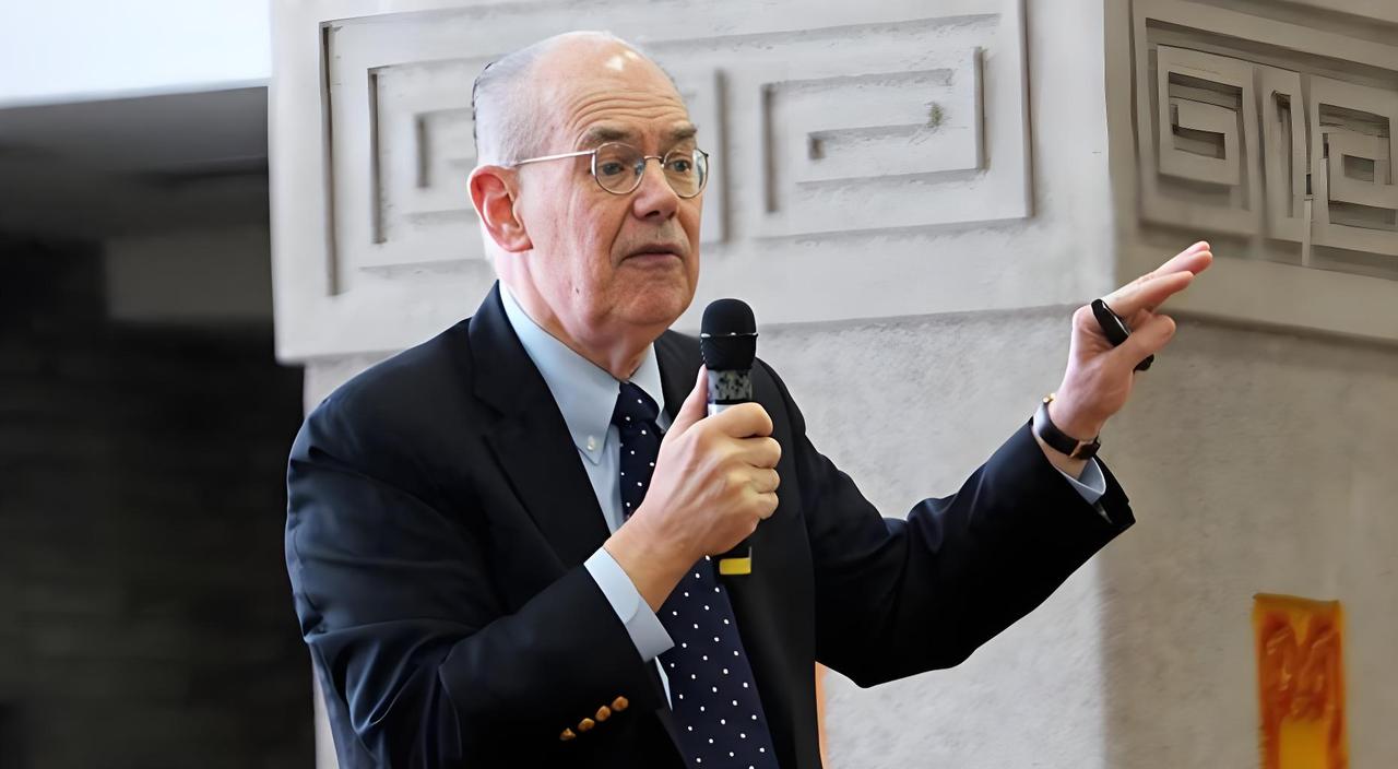 米尔斯海默别给自己脸上贴金！中国强大是靠自己拼出来的，不是你们“施舍”的！

这