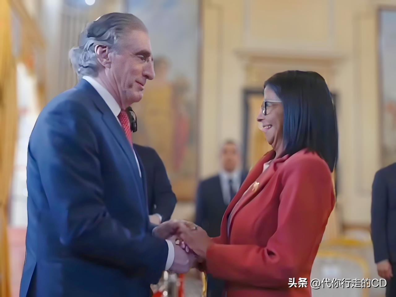 马杜罗被捕两个月以来，委内瑞拉与美国屡次把手言欢!
伊朗的前途还真的不好说。