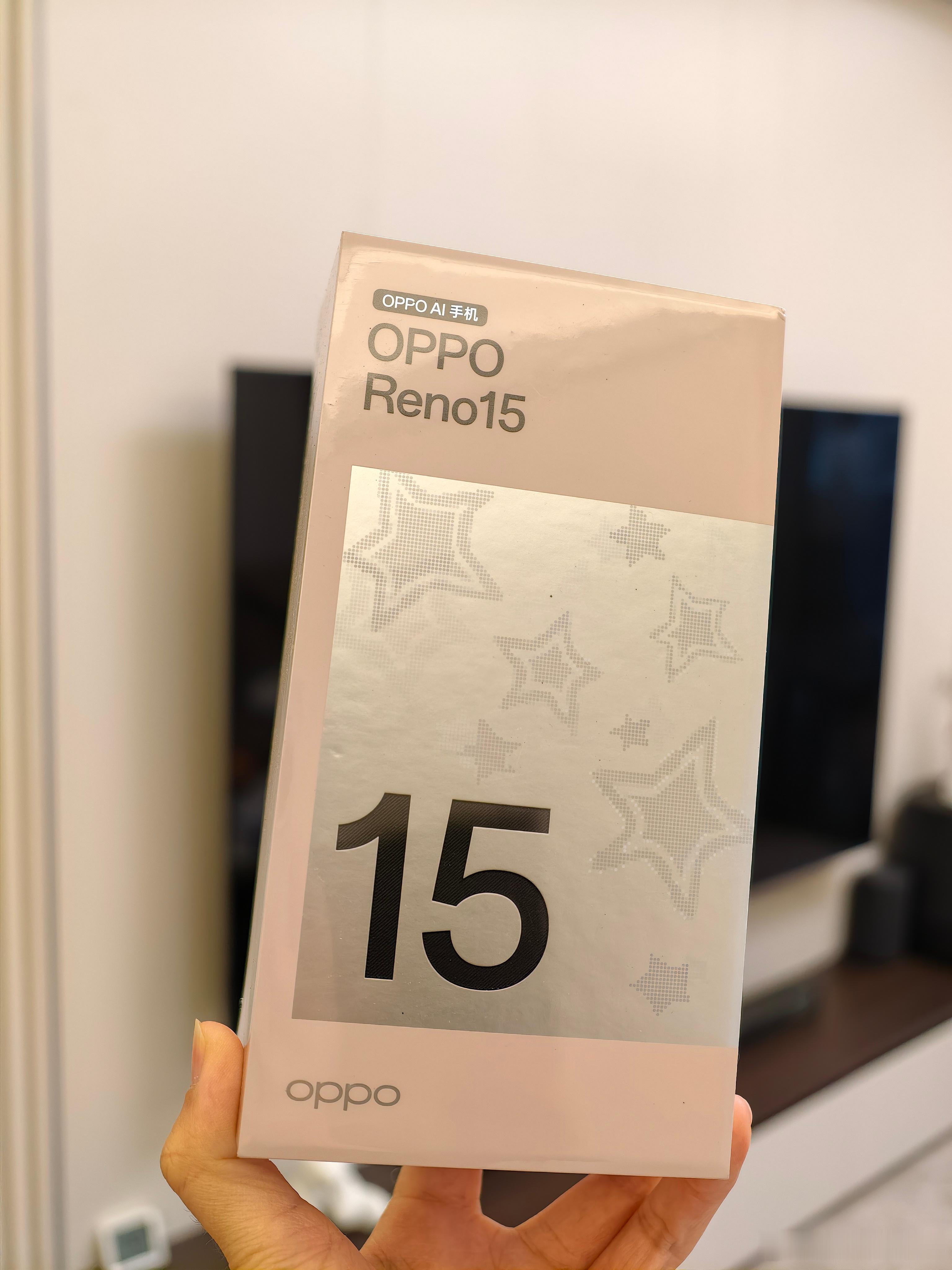 OPPO Reno15新颜色星星粉，喜欢带星星的一切！
