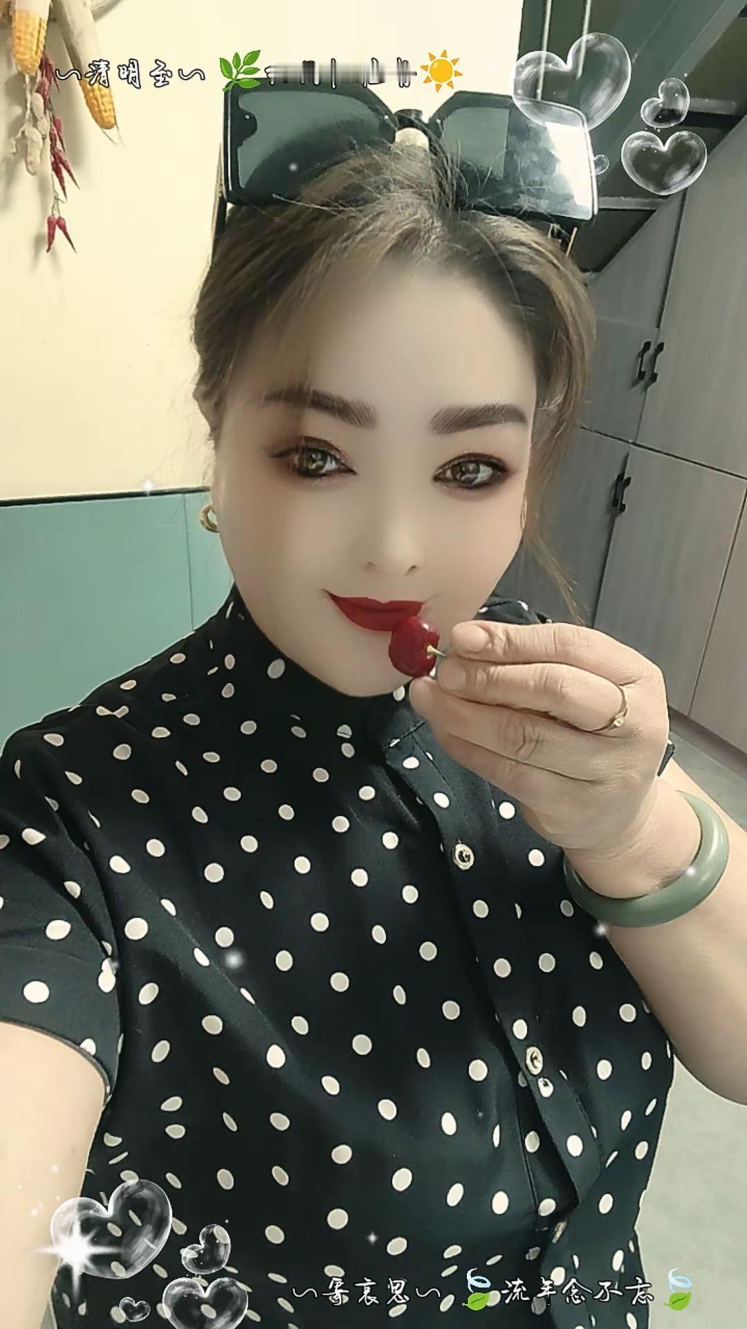 @做个美美的自己 ❤❤يالغۇز قالسىڭىز ھىچقىسى يوق، 