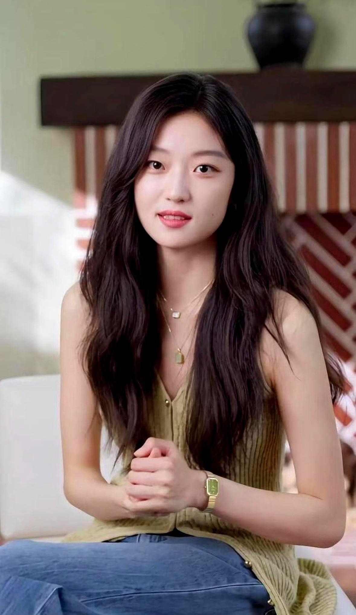 谁能想到，平时看着最“舒服”、最有灵气的孙千，私底下竟然动过磨骨的心思？
甚至自