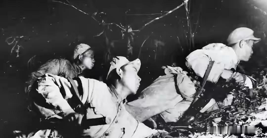 事儿发生在1950年初的贵州，听起来像戏文里的情节，可它偏偏是真的。一个剿匪大队