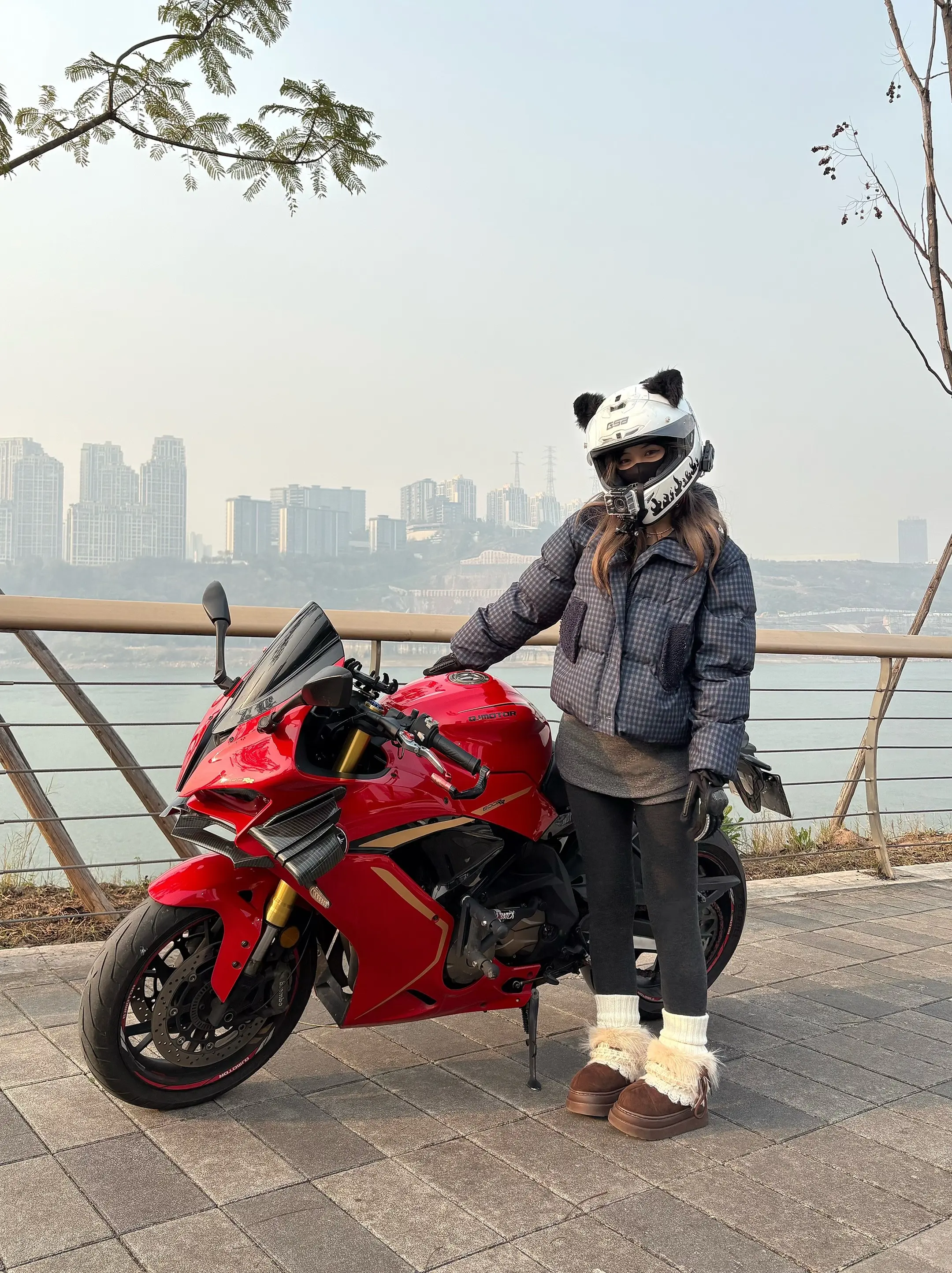 我当然觉得自己很帅了