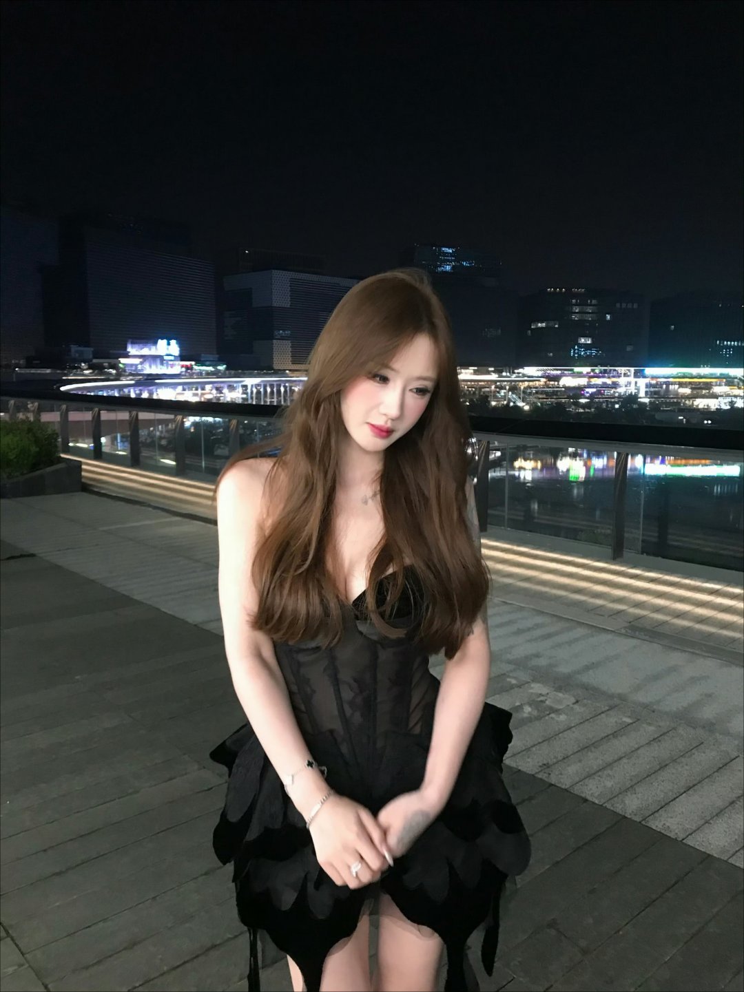 大美：明知故犯不是犯错 是选择    [允悲]风韵犹存啊 ​​​