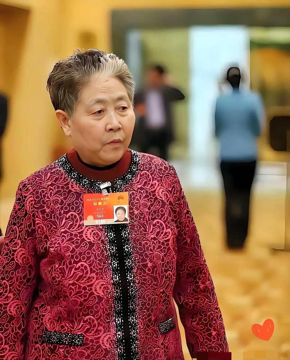 谁能想到，老干妈红遍全球的密码，藏在一个不起眼的玻璃瓶里？

很多人以为这瓶子胜