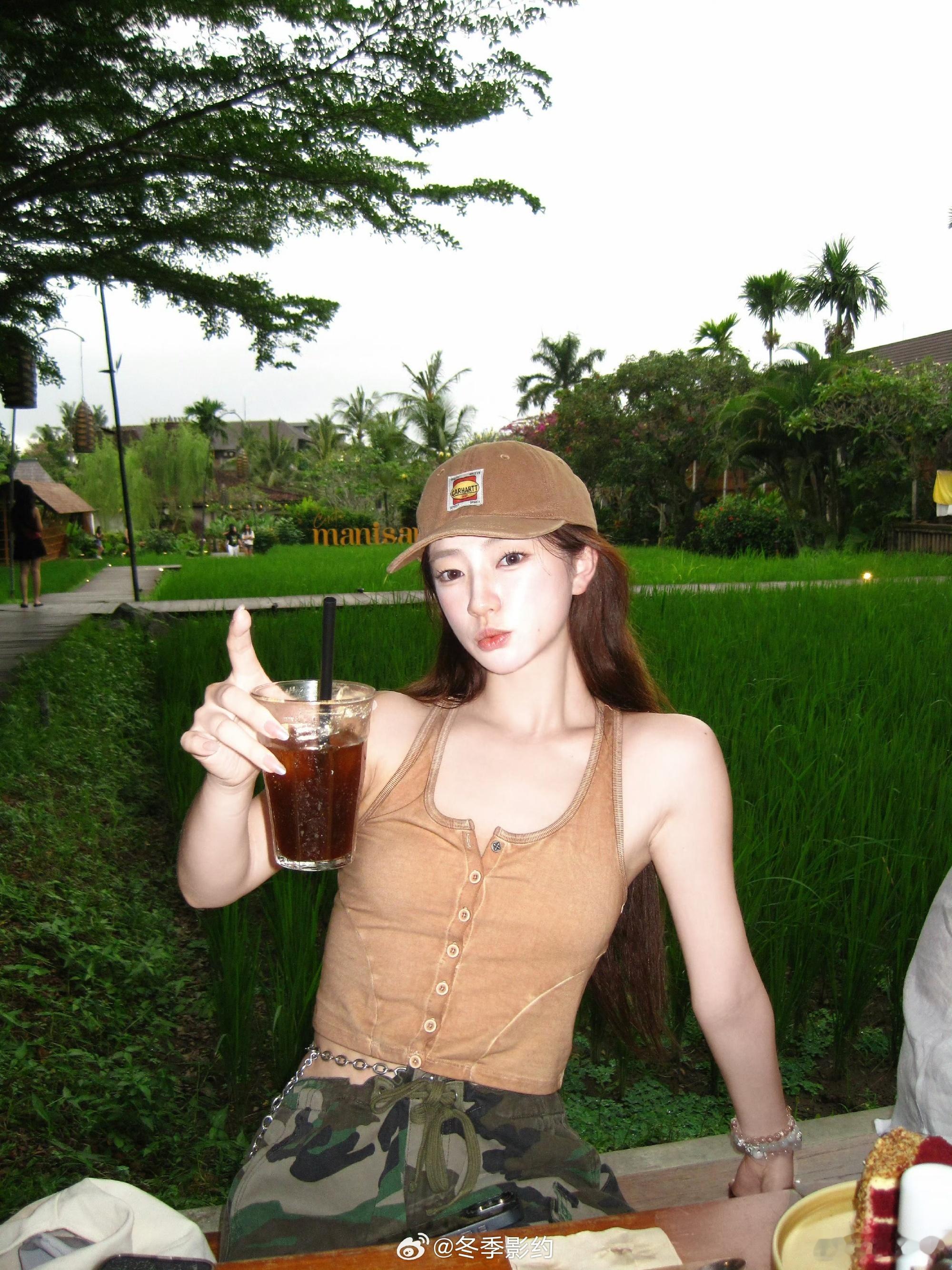 恋综死忠粉逆袭成恋综嘉宾怦然心动20岁 以为能和牙牙做同门已经圆满了，结果现在自