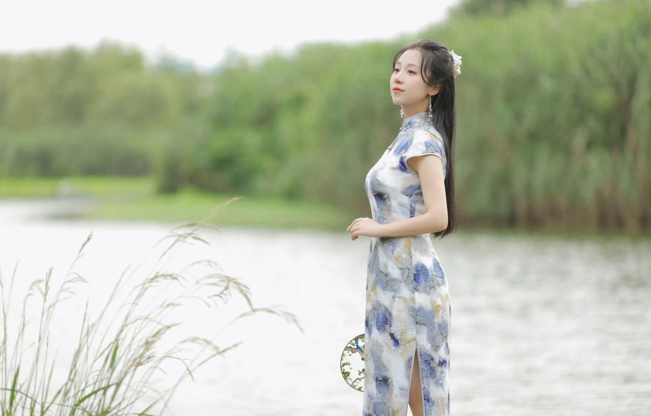 每一道风景里，都锁住了一段老旧的时光。
回忆过去，重新开始。





