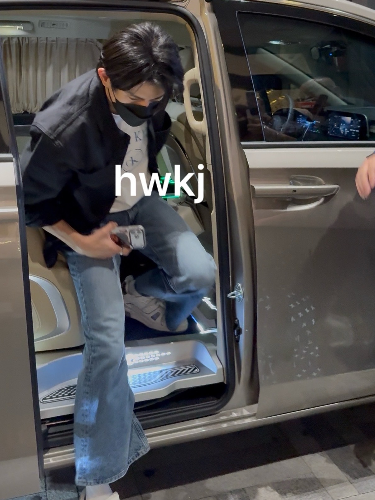 我就说我爸是氛围感男神 ​​​