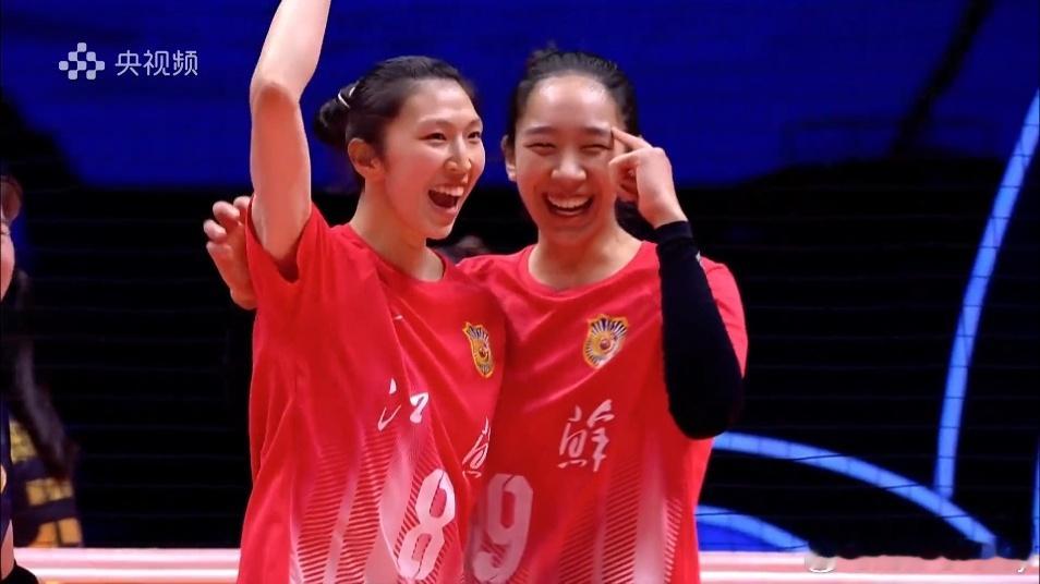 吴梦洁今天砍下了26分（34扣21中2失，5拦1发，扣球双率62%&56%。