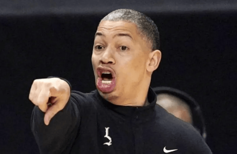 卢：想要保持对比赛计划的理解，最重要是继续打好防守基础