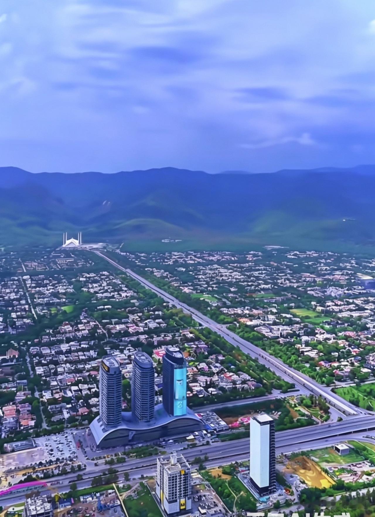 你以为的伊斯兰国家都是沙漠？其实同为伊斯兰国家，巴基斯坦的绿化放在全世界都很能打