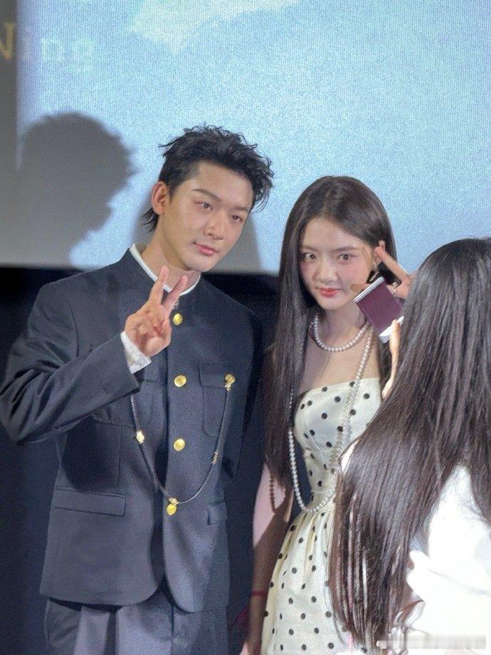 #张晚意回应被叫张爱妹#哈哈，张晚意看到大家叫他张爱妹，反应太有趣了！他用幽默化