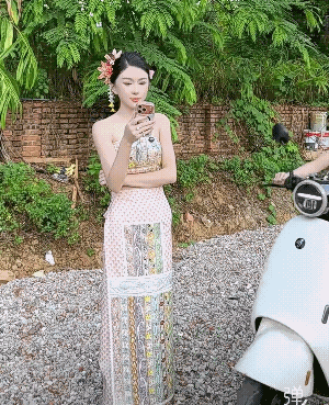 西双版纳那边的人不黑，我去过，女的还挺漂亮的！[比心]