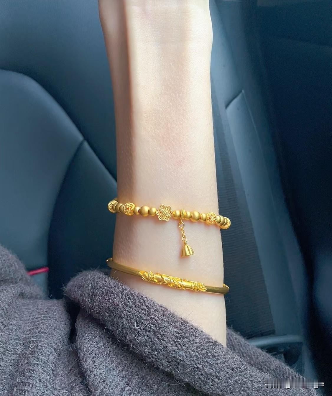 今日最新消息
金价又变了！
今天是2026年1月6日早8点，国际现货黄金直接冲到