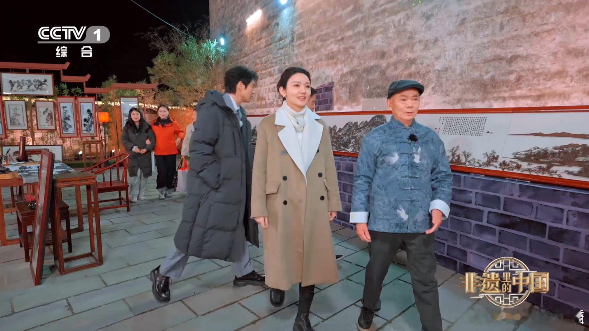 这真是铁打的哪吒敖丙 芜湖的铁画富春山居图简直让人不敢相信，铁块锤打出山水的细节