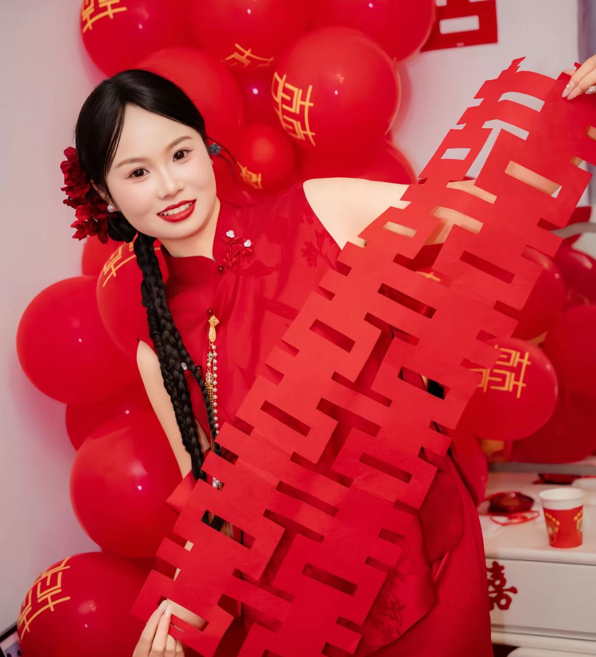云南美女黄娇娇去世，年仅27岁，最让人感到痛心的是，她刚结婚5个月
翻看其患病的