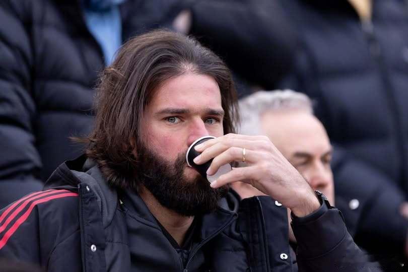 【曾经在罗马效力过2年】罗马诺：尤文图斯将33岁的利物浦门将阿利森视为夏季的重要