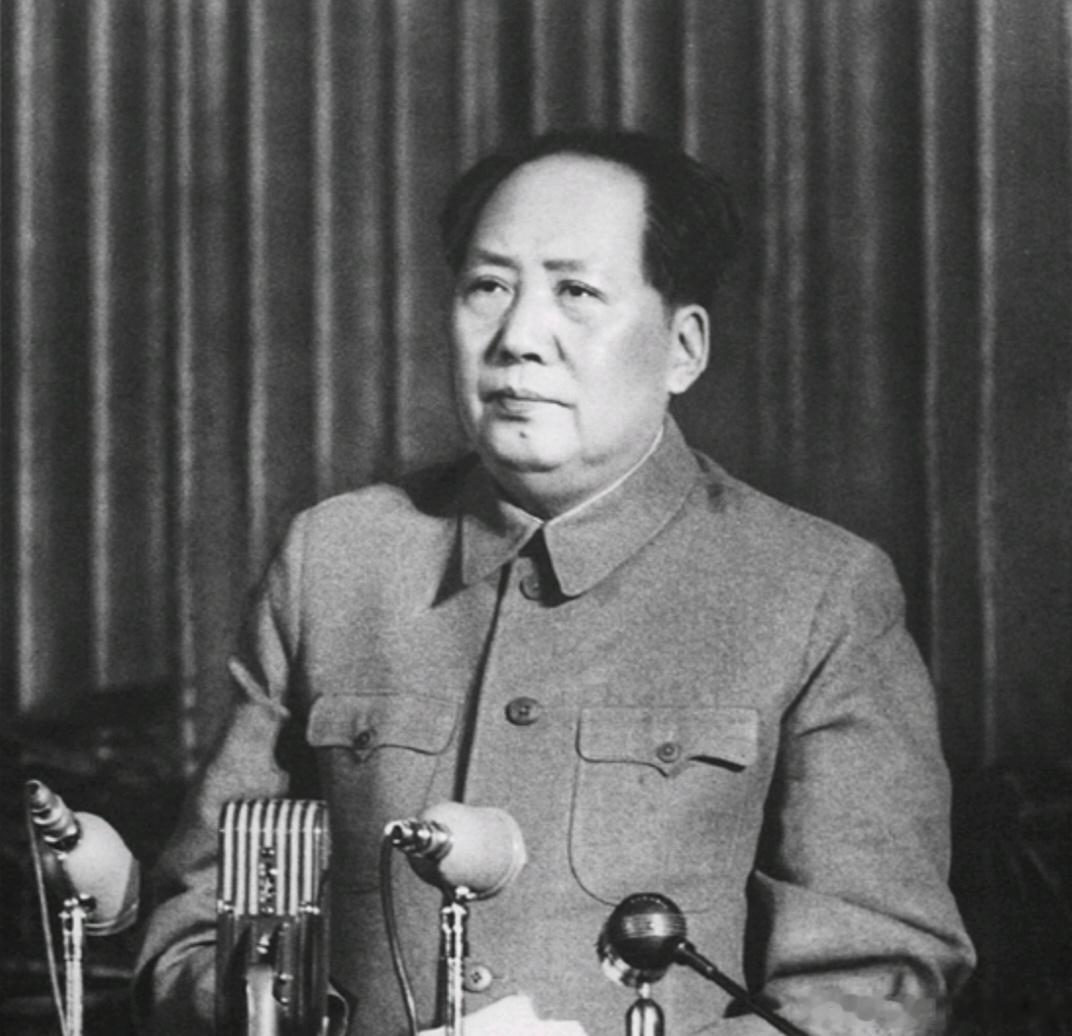 “长时间以来，人们对于教条主义作过很多批判。这是应该的。但是，人们往往忽略了对于