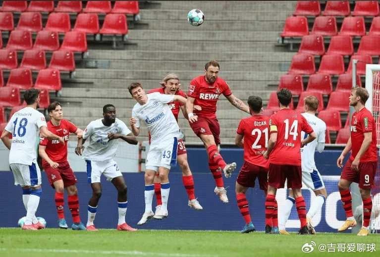 圣保利对阵科隆的德甲比赛，它是一场直接关系到保级命运的“六分之战”。两支球队处境