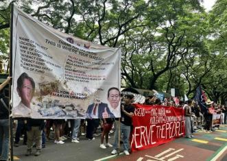 菲律宾在黄岩岛遭痛击后，马尼拉爆发大规模抗议，小马科斯彻底压不住了？

据联合早