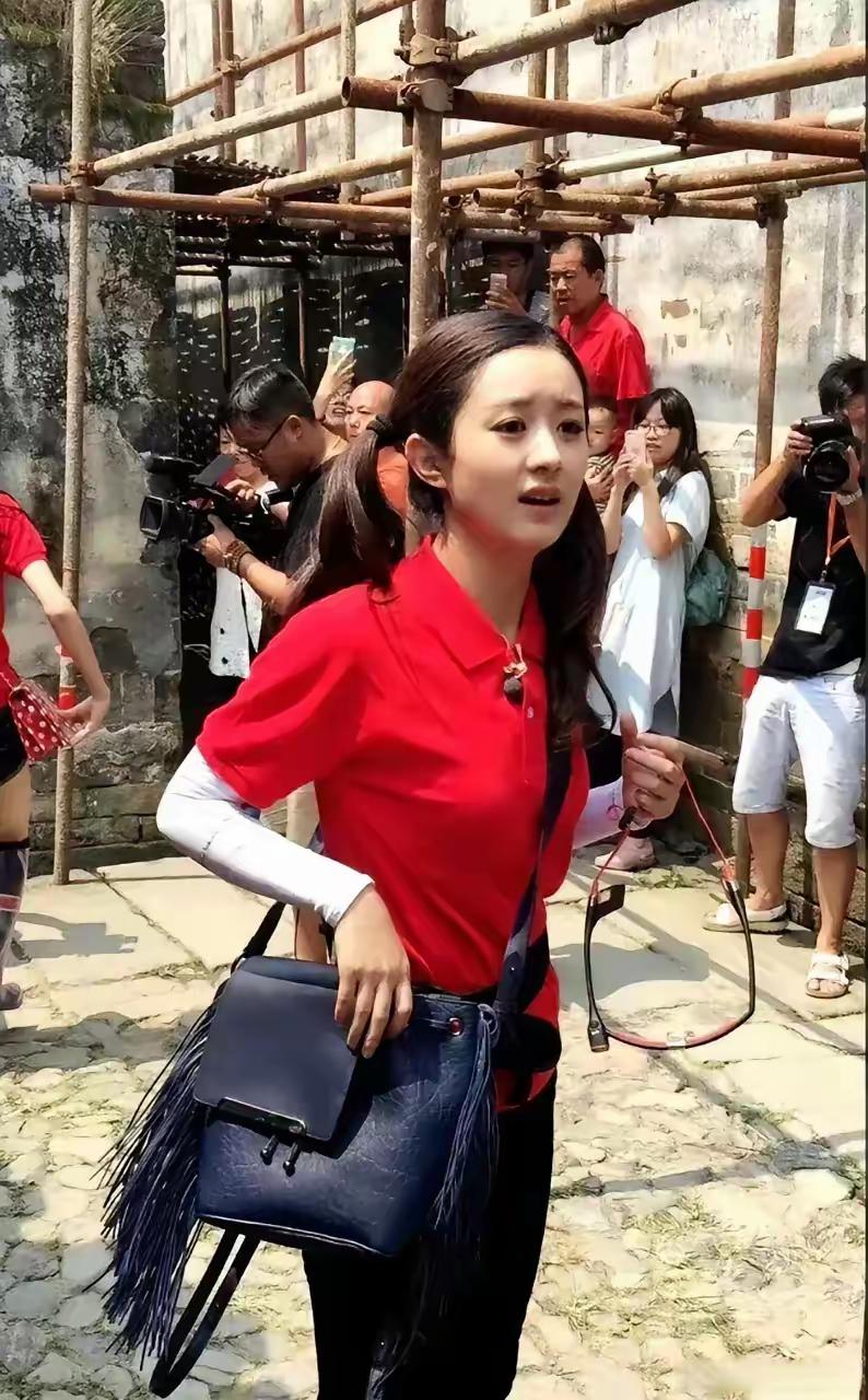 复旦大学梁教授，最具智慧的一句话：“在上层，礼貌等于修养；在底层，礼貌等于软弱；