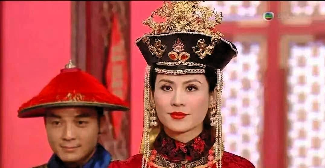 1834年，52岁道光皇帝陪着全贵妃吃晚膳，他看着旁边侍奉的18岁宫女，长得俊俏