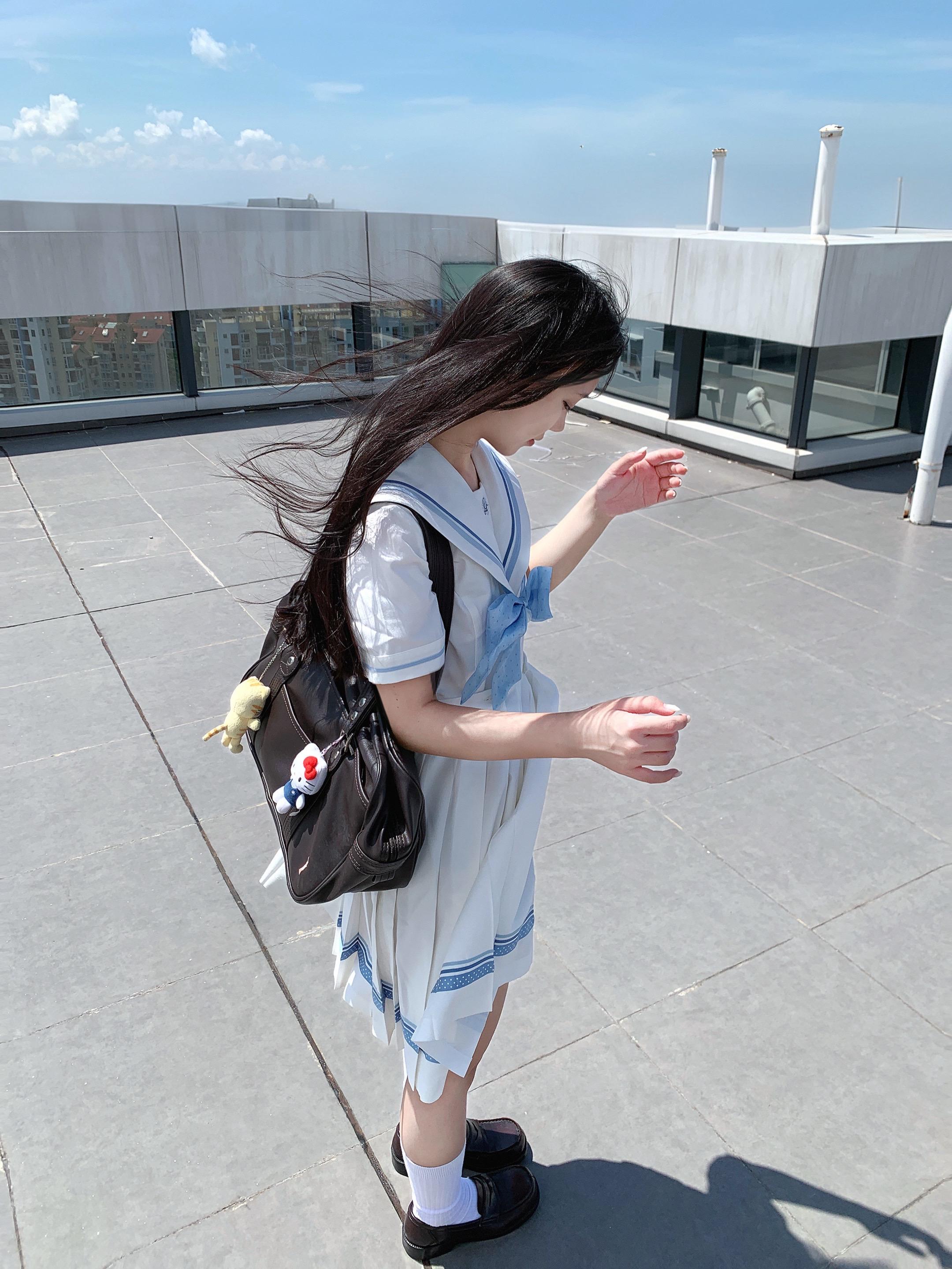 人类的本质是阳光 汗水 和笑容