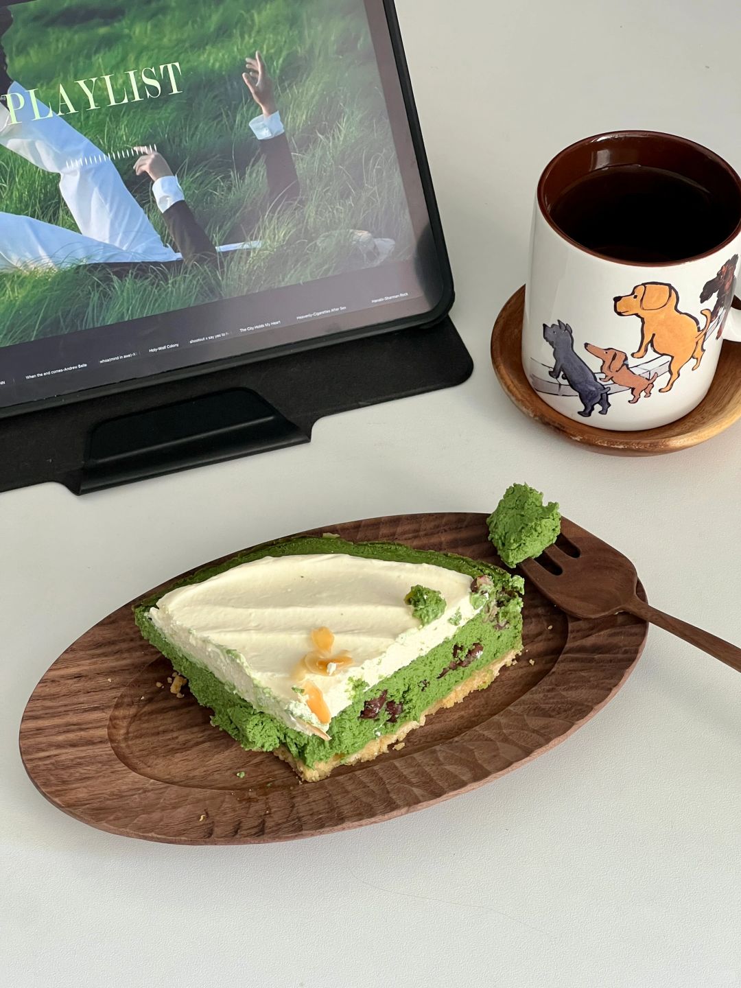 一个人吃抹茶蛋糕 🍰