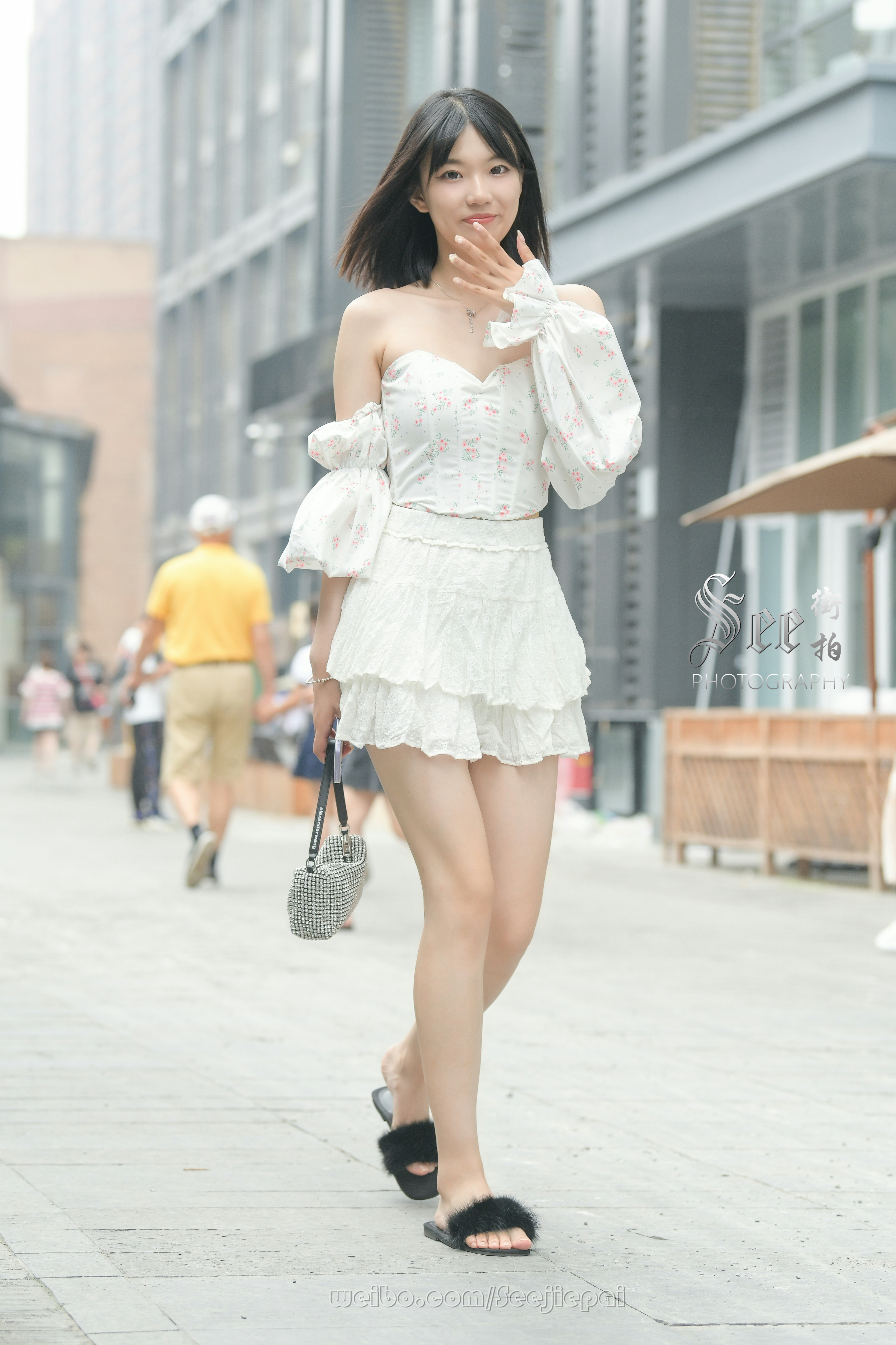 白色连衣裙，甜美清新～～ ​​​