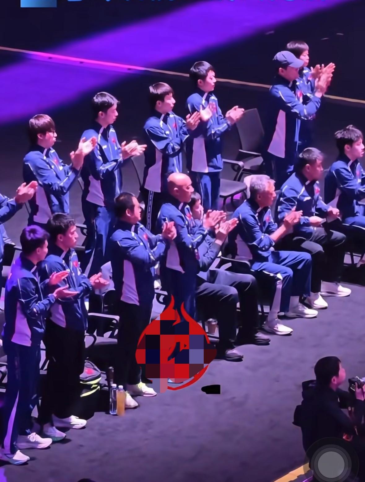 温瑞博击败张本智和后—王皓指导的庆祝方式比别人更投入！
3月15日，WTT重庆冠