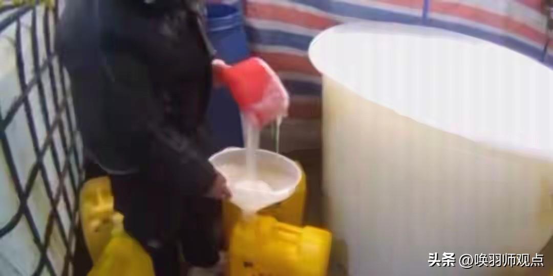 4万桶假洗洁精流向全国！正品空桶勾兑劣质原液，三人被判刑

近日，扬州破获特大假