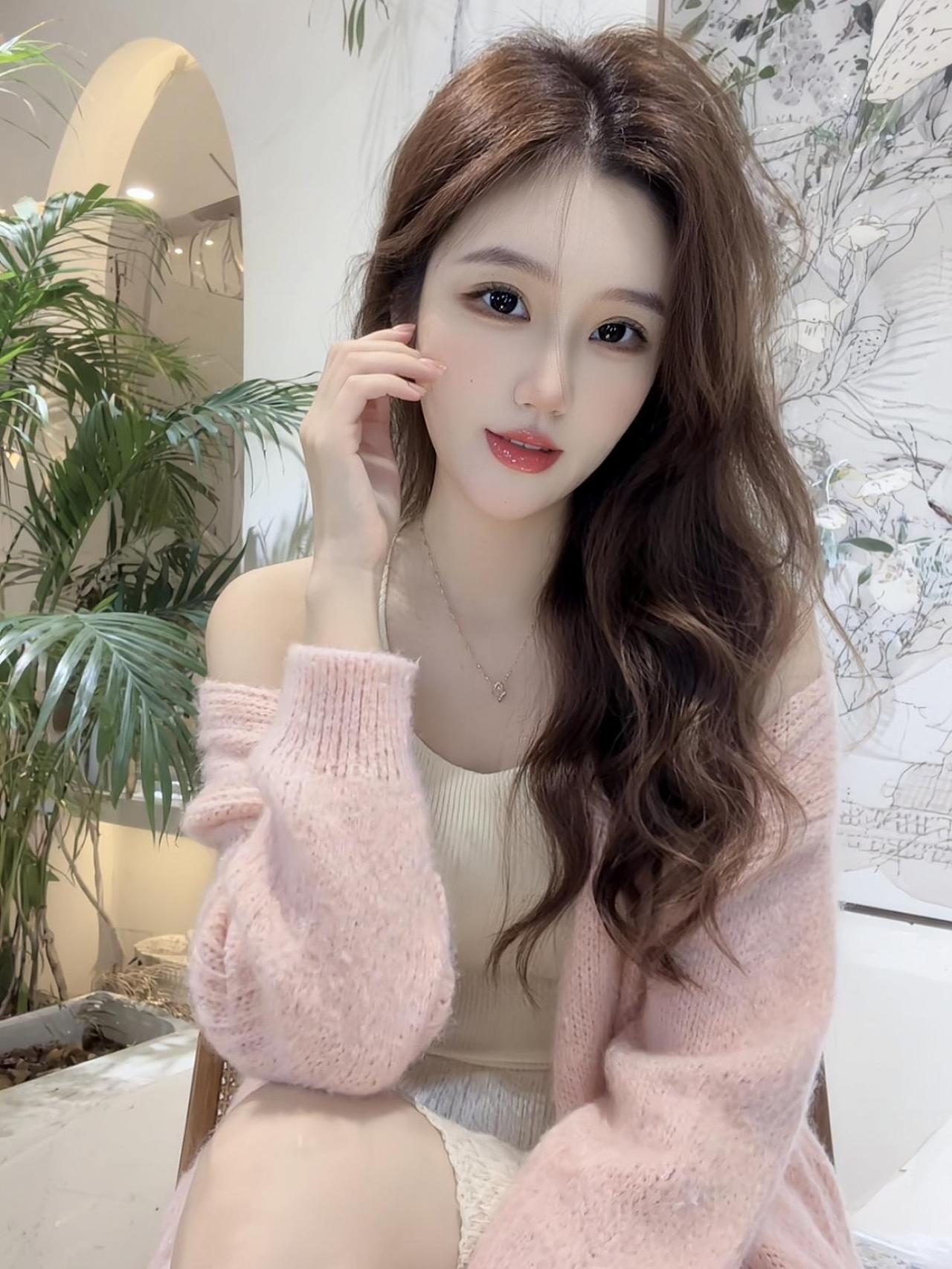 没人能定义你的上限，除了你自己；别把世界让给你讨厌的人。