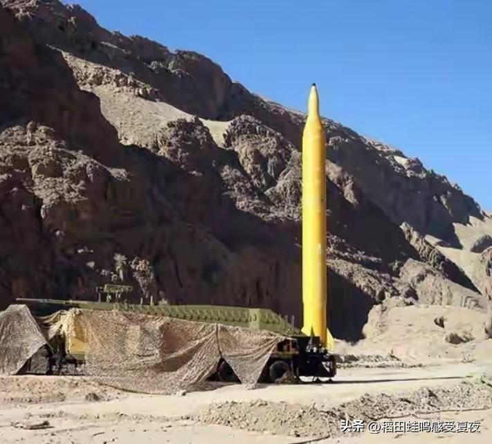 导弹戳穿美军防线，宙斯盾神话破防！三航母也压不住伊朗这口气