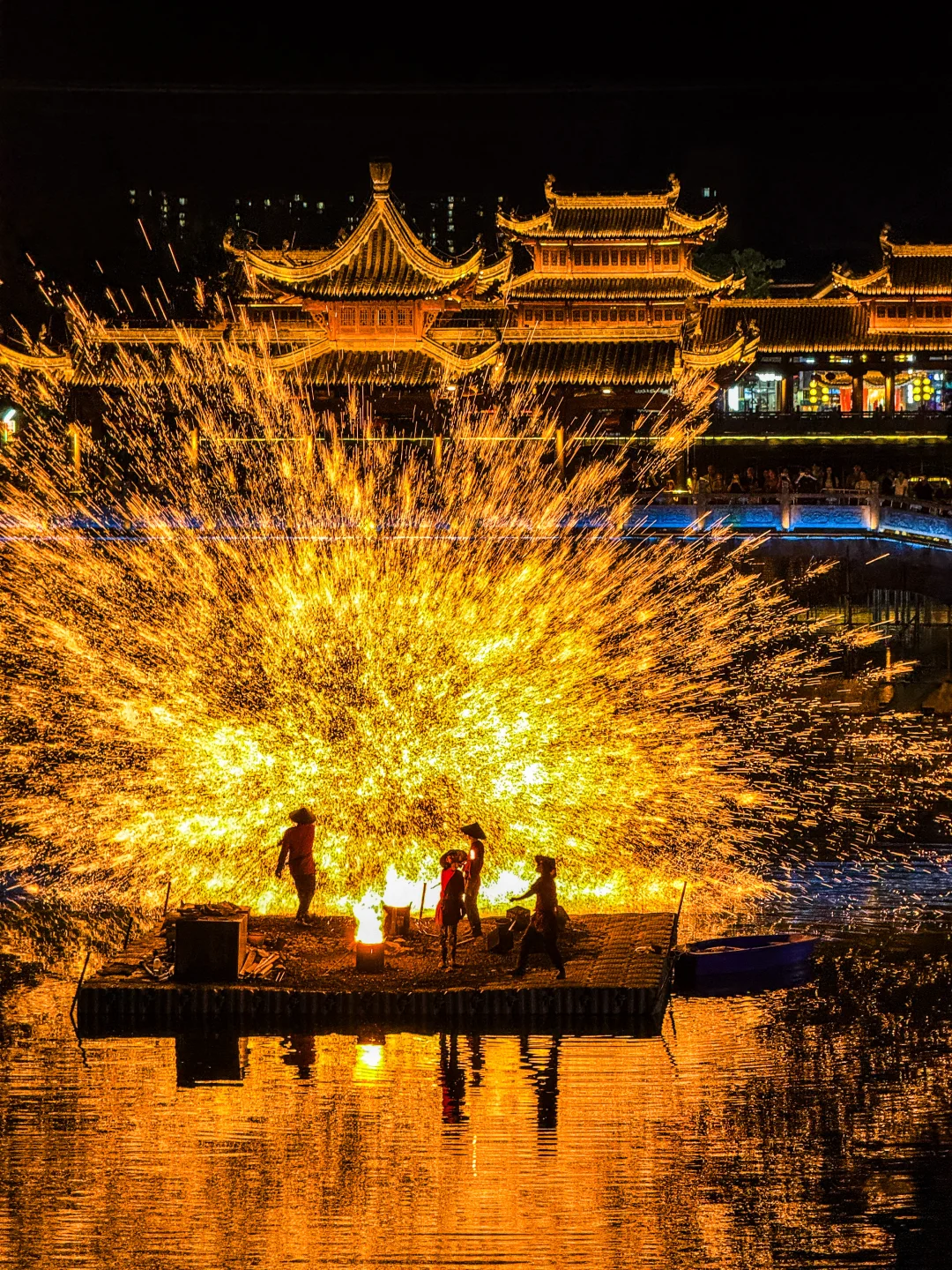 表哥，我出来了哦喂！广西美惨了！