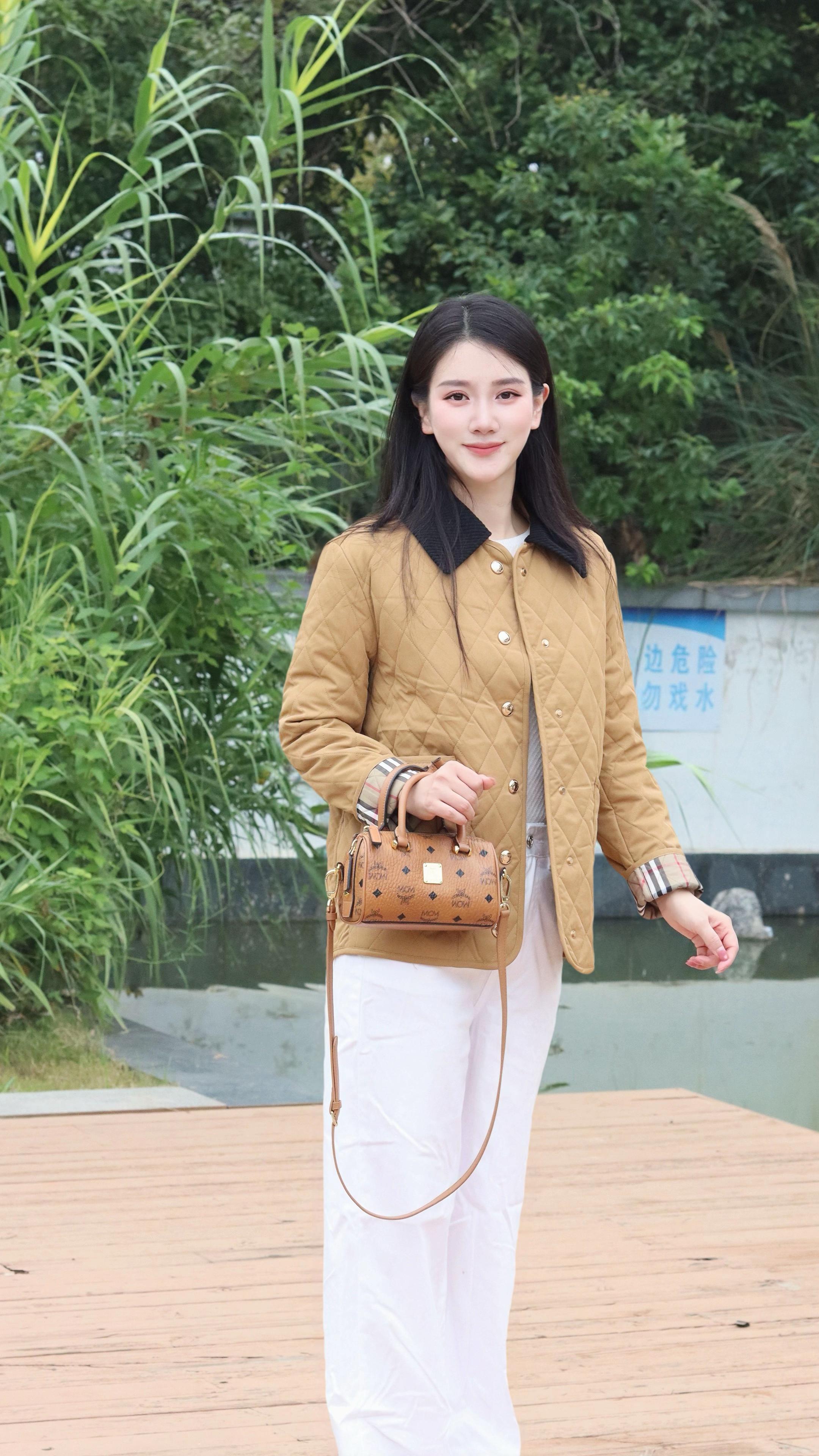 生完孩子突然开始开窍了 看清了很多人但不再随意拆穿 年龄带给我们更多的...