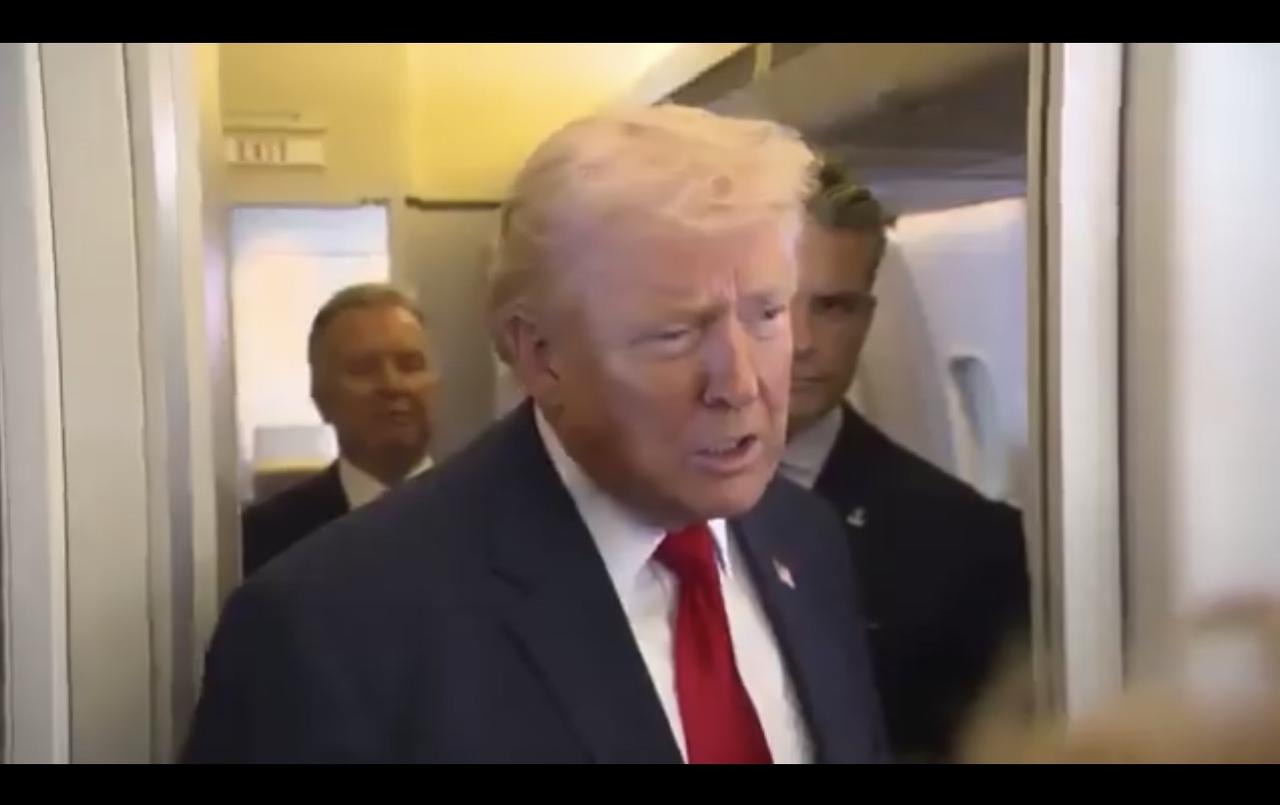 记者：“您能否描述一下您眼中的“无条件投降”是什么样的？您希望伊朗做出什么？”