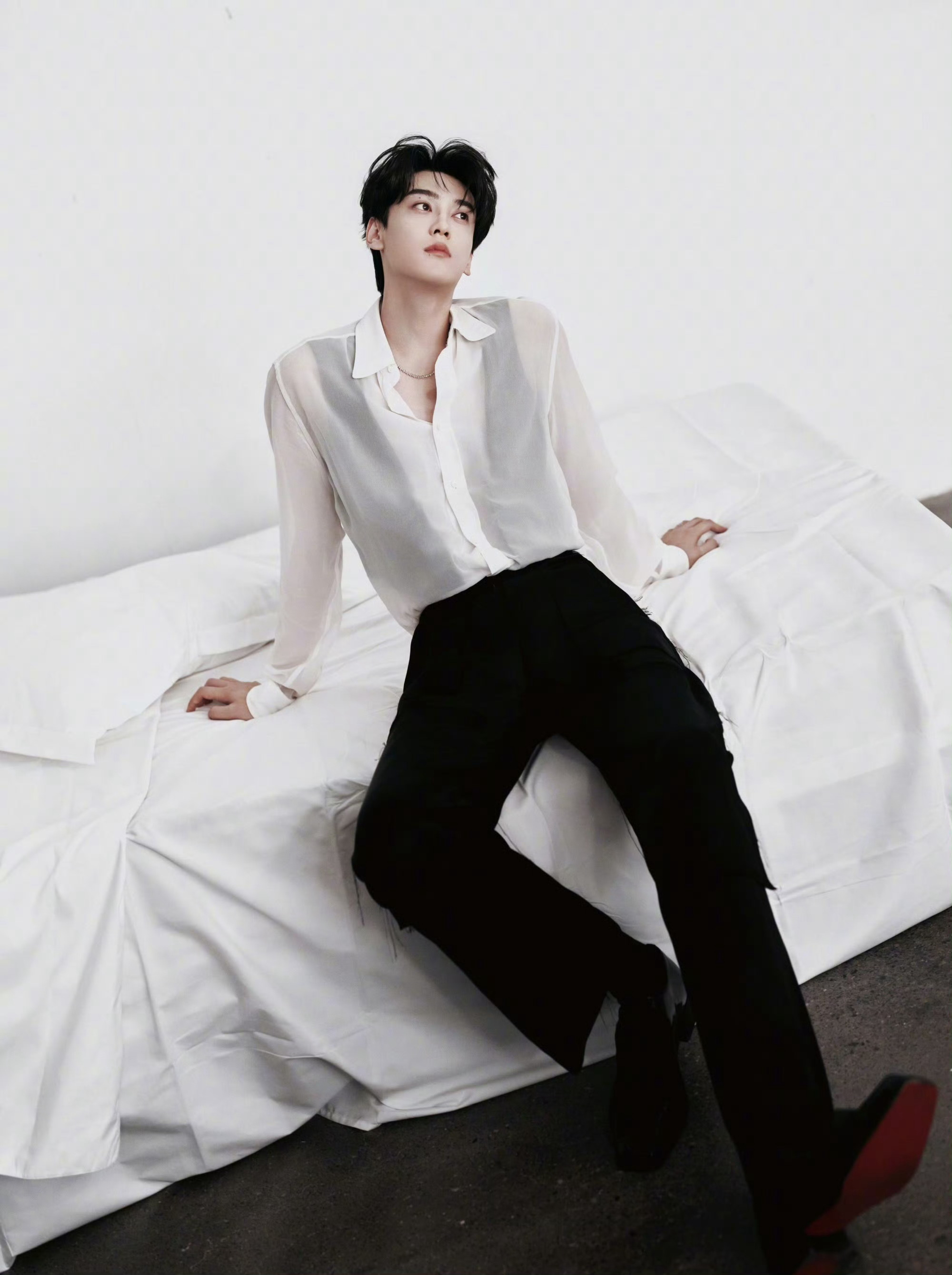 田栩宁 × 今日猫人品牌直播活动造型大片 📸in Maison Margiel