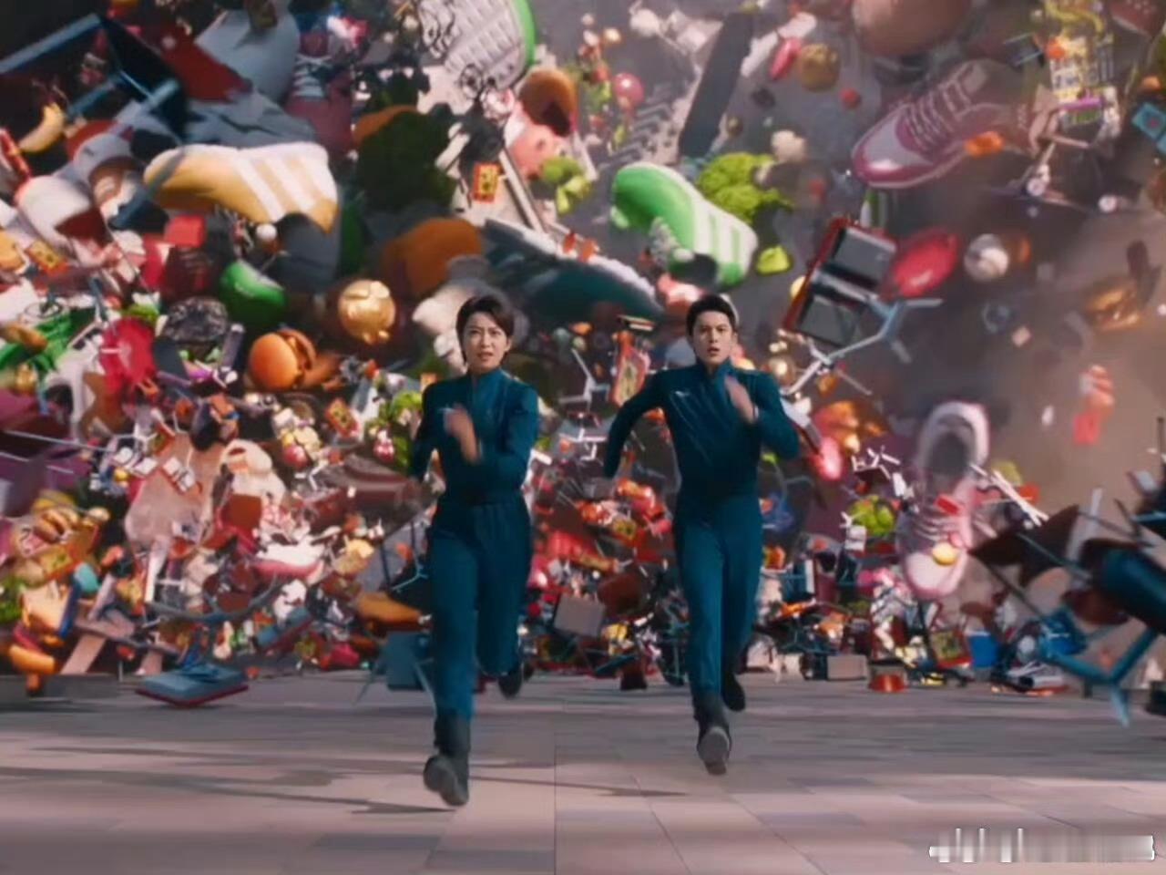 世界偷偷进化怎么不带我 未来科技和极致想象碰撞出的火花太惊艳了，直接承包了我对下