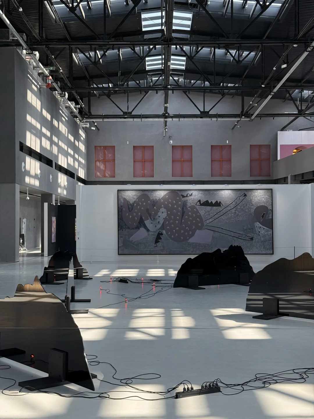 上海新展｜“在顶楼的梦境里穿行”✨