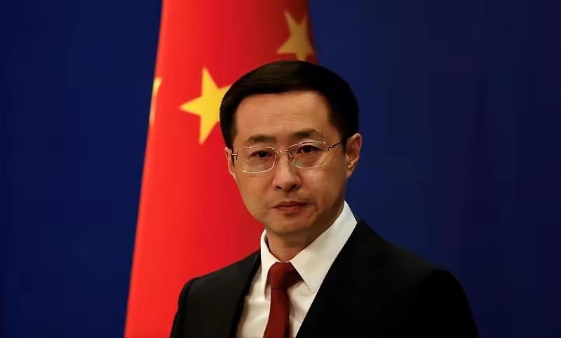 中国外交部发表严正声明，

6月10日，针对日本通过修改三份安保文件为增加军费铺