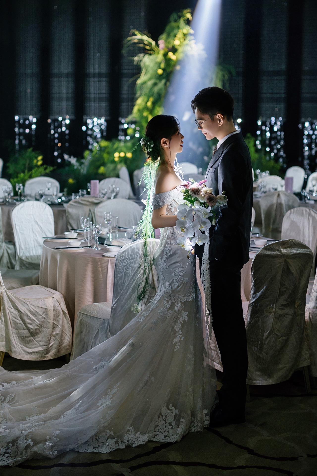 背叛的男人离婚会娶三姐吗？
会。

有两种情况下，他们真的会娶三姐。第一种，对方